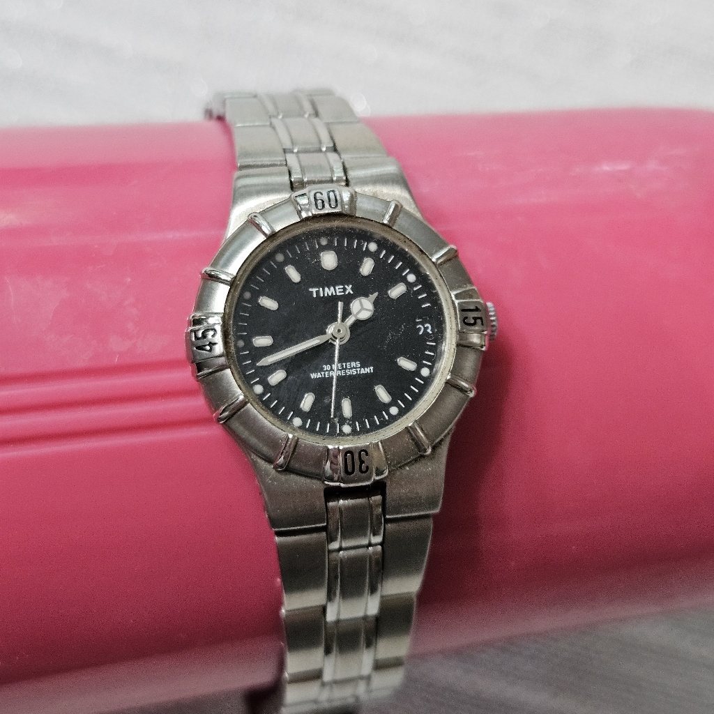 Timex Watch Womens 26mm Black Dial Silver Tone 30m Black Dial 575